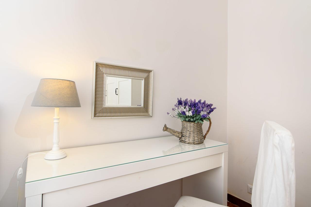 Finally Roma Apartment ภายนอก รูปภาพ