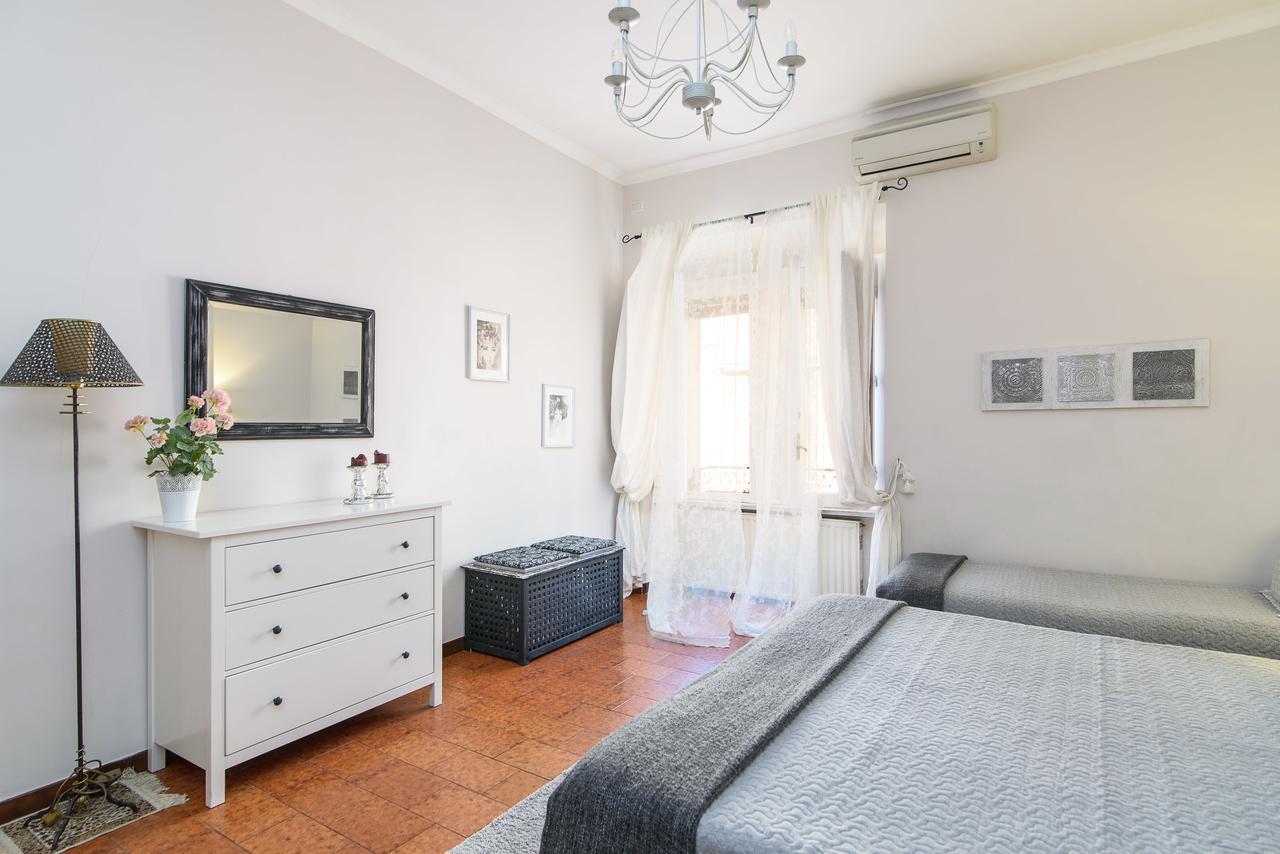 Finally Roma Apartment ภายนอก รูปภาพ